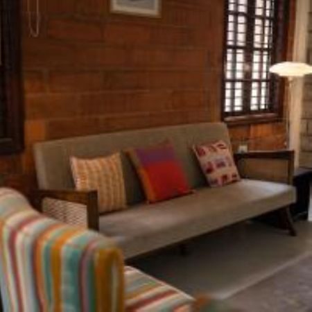 Luho Stone House Bed & Breakfast บังกาลอร์ ภายนอก รูปภาพ