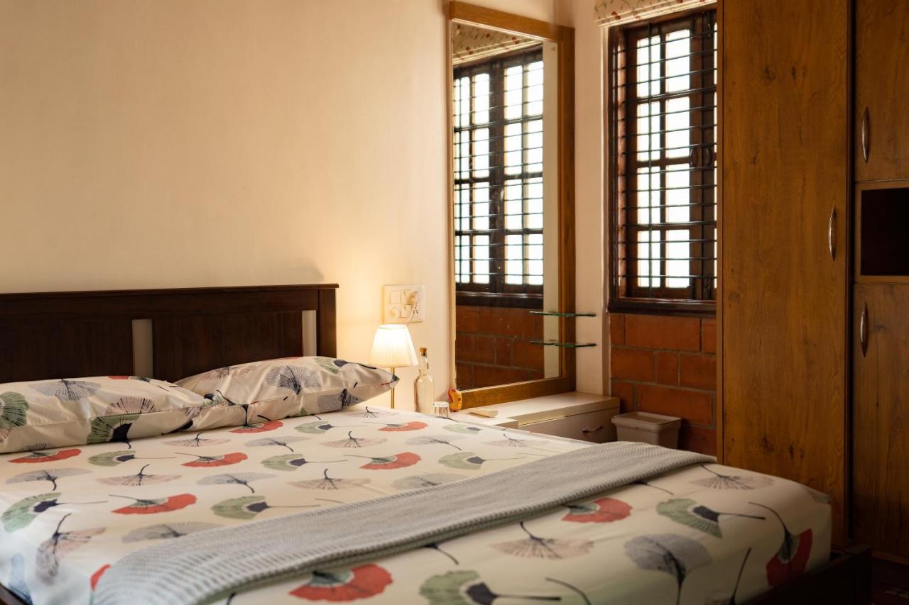 Luho Stone House Bed & Breakfast บังกาลอร์ ภายนอก รูปภาพ